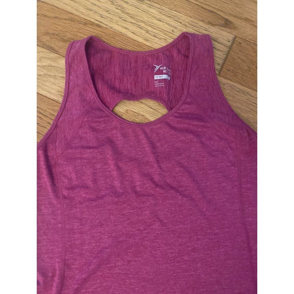 Old Navy Active, women's pink go-dry fitted open racerback athletic tank top med - Picture 3 of 8